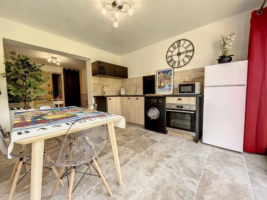 Superbe appartement cosy à 300 m de la plage Bandol Extérieur photo